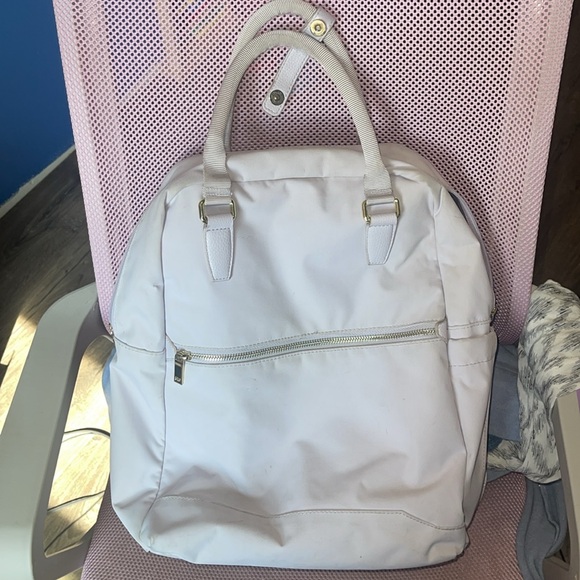 16” Backpack with laptop pocket - Picture 6 of 8